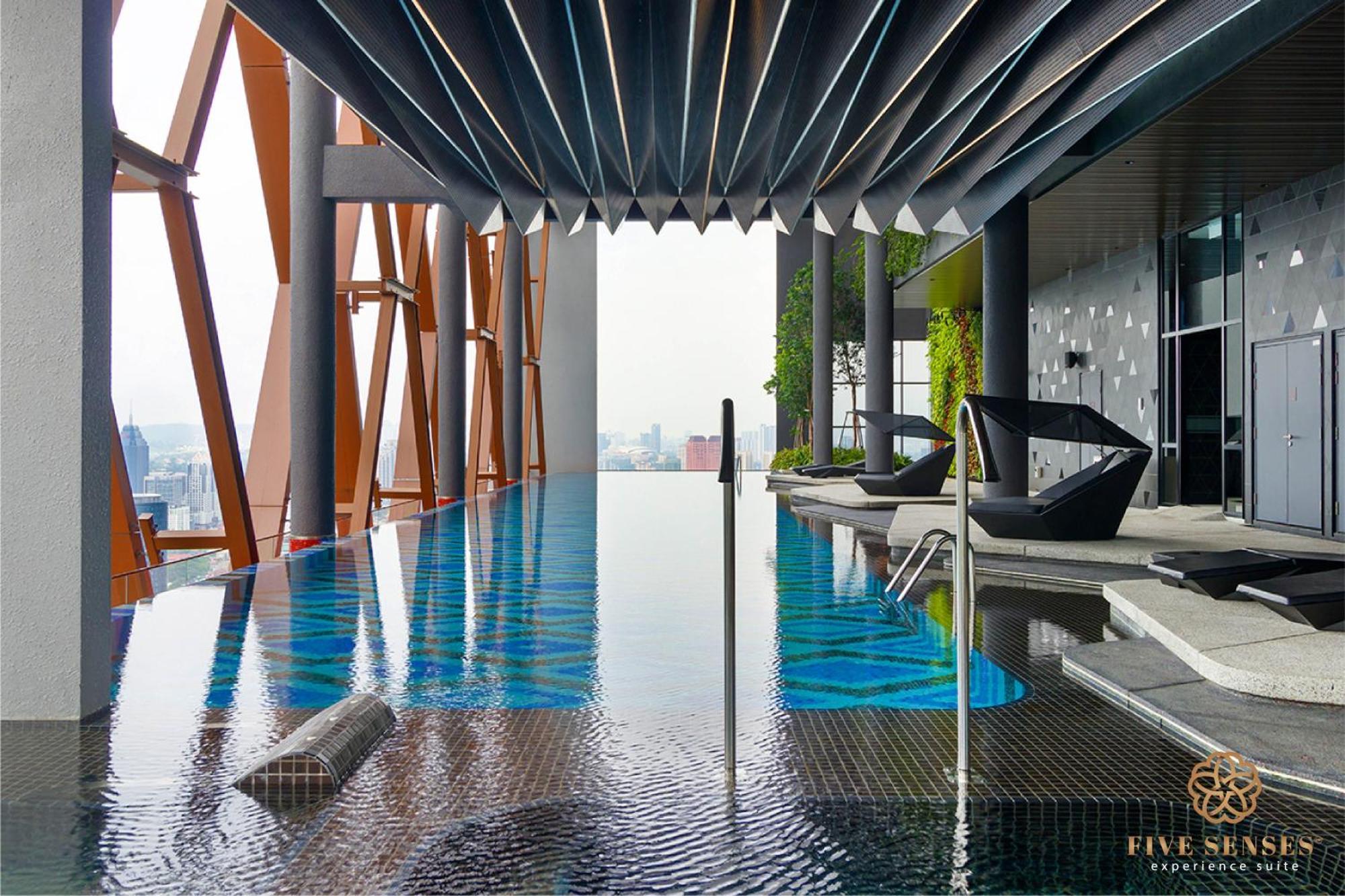 Scarletz Signature Suites, Klcc Куала-Лумпур Екстер'єр фото